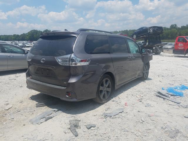 Photo 3 VIN: 5TDXZ3DC7JS945004 - TOYOTA SIENNA SE 