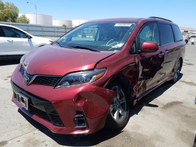 Photo 1 VIN: 5TDXZ3DC7JS948520 - TOYOTA SIENNA SE 