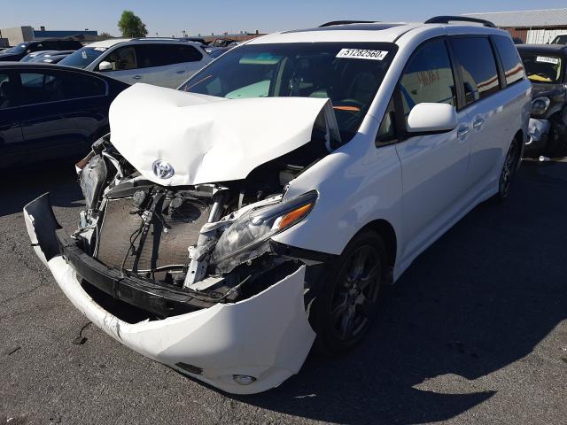 Photo 1 VIN: 5TDXZ3DC8HS805005 - TOYOTA SIENNA SE 