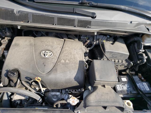 Photo 6 VIN: 5TDXZ3DC8HS855385 - TOYOTA SIENNA SE 