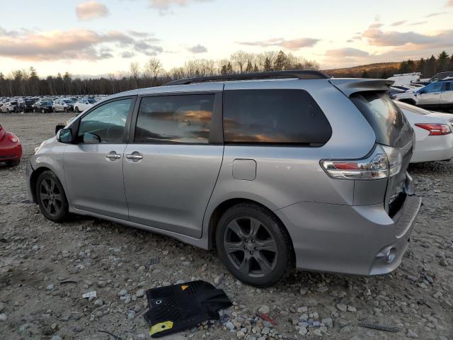 Photo 1 VIN: 5TDXZ3DC8HS898186 - TOYOTA SIENNA SE 