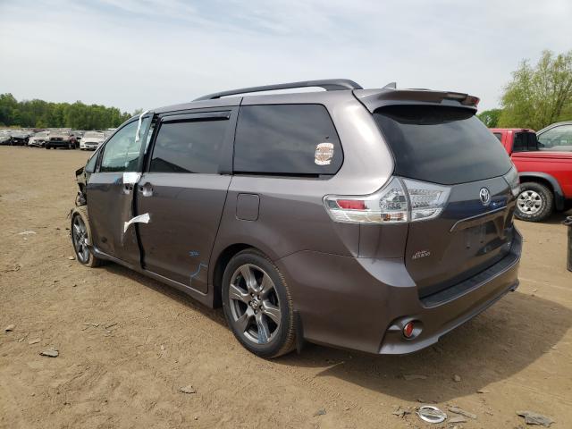 Photo 2 VIN: 5TDXZ3DC8KS988574 - TOYOTA SIENNA SE 