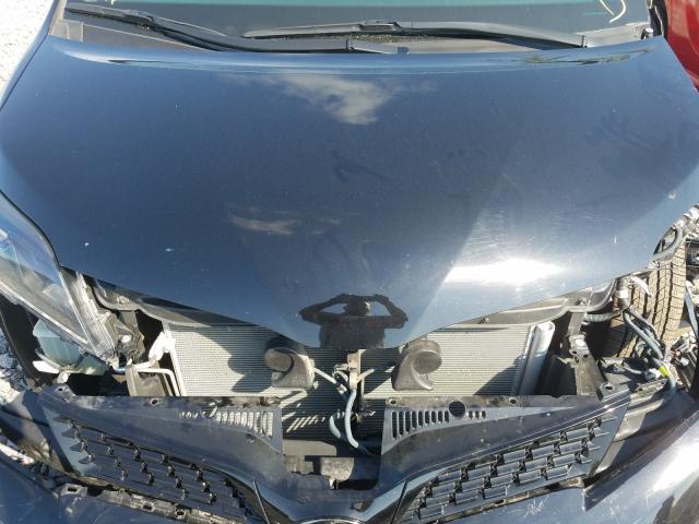 Photo 6 VIN: 5TDXZ3DC8LS037468 - TOYOTA SIENNA SE 