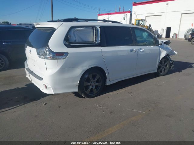 Photo 3 VIN: 5TDXZ3DC9HS768952 - TOYOTA SIENNA 