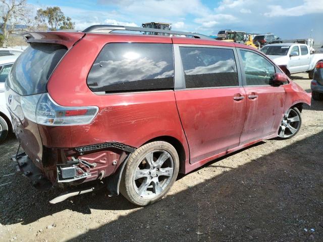 Photo 2 VIN: 5TDXZ3DC9HS788960 - TOYOTA SIENNA SE 