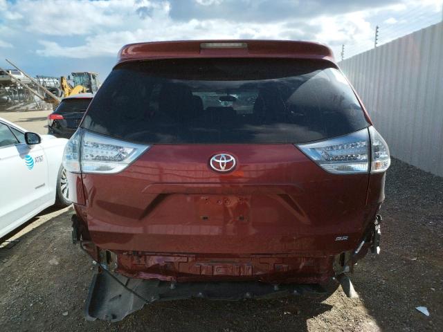 Photo 5 VIN: 5TDXZ3DC9HS788960 - TOYOTA SIENNA SE 