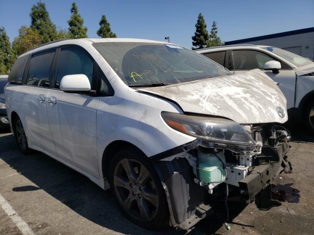 Photo 0 VIN: 5TDXZ3DC9HS843164 - TOYOTA SIENNA SE 