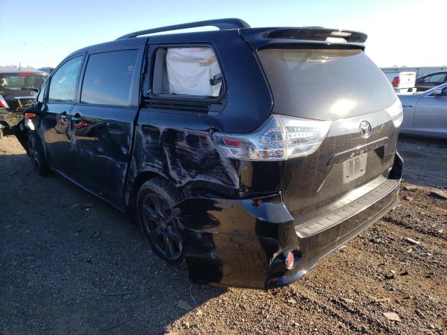 Photo 2 VIN: 5TDXZ3DC9HS869537 - TOYOTA SIENNA SE 