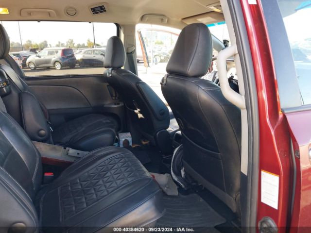 Photo 7 VIN: 5TDXZ3DC9HS877542 - TOYOTA SIENNA 