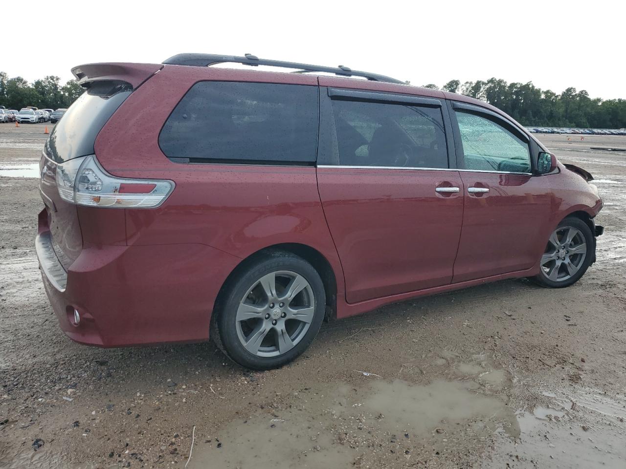 Photo 2 VIN: 5TDXZ3DC9HS897452 - TOYOTA SIENNA 