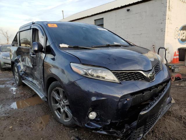 Photo 3 VIN: 5TDXZ3DC9JS958384 - TOYOTA SIENNA SE 