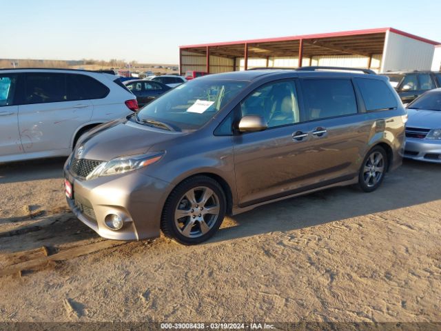 Photo 1 VIN: 5TDXZ3DCXHS790118 - TOYOTA SIENNA 