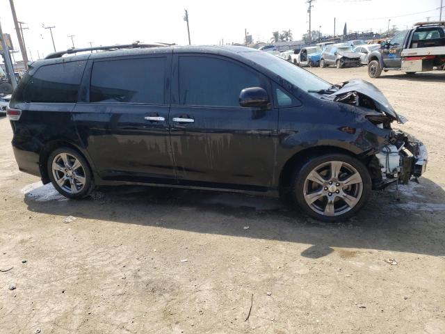 Photo 3 VIN: 5TDXZ3DCXHS856280 - TOYOTA SIENNA SE 