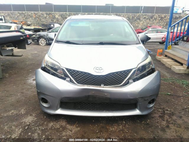 Photo 5 VIN: 5TDXZ3DCXHS859924 - TOYOTA SIENNA 