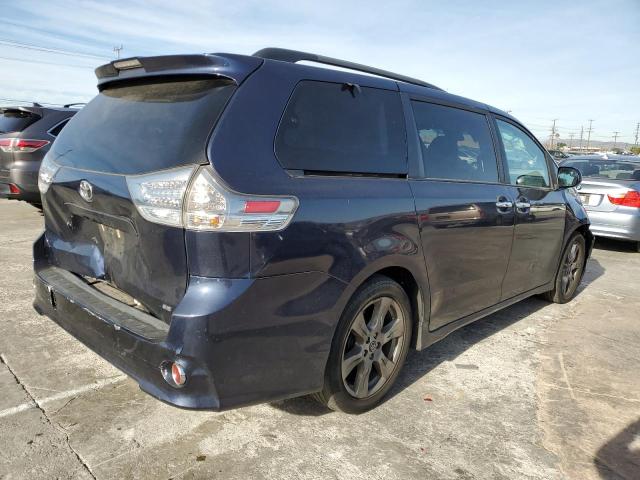 Photo 3 VIN: 5TDXZ3DCXJS908724 - TOYOTA SIENNA SE 