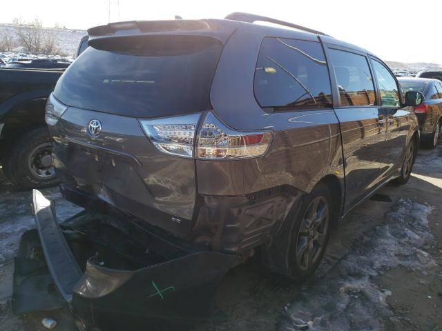 Photo 3 VIN: 5TDXZ3DCXJS942064 - TOYOTA SIENNA SE 