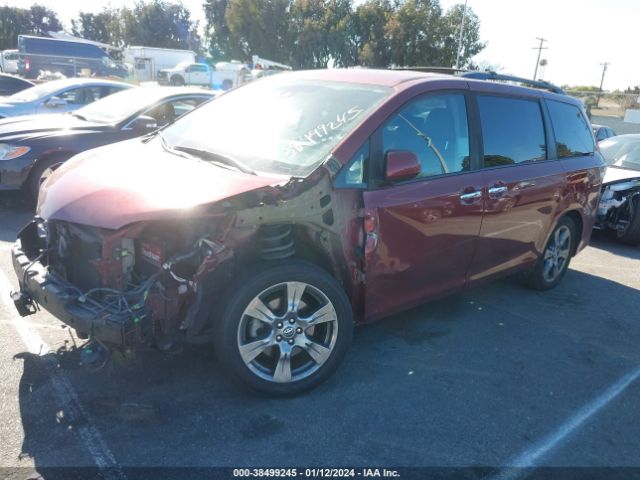 Photo 1 VIN: 5TDXZ3DCXJS954439 - TOYOTA SIENNA 