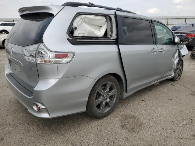 Photo 2 VIN: 5TDXZ3DCXKS018340 - TOYOTA SIENNA SE 