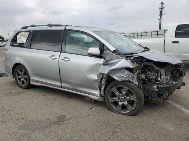 Photo 3 VIN: 5TDXZ3DCXKS018340 - TOYOTA SIENNA SE 