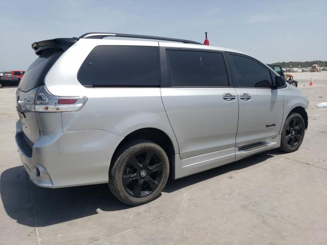 Photo 2 VIN: 5TDXZ3DCXLS084856 - TOYOTA SIENNA SE 