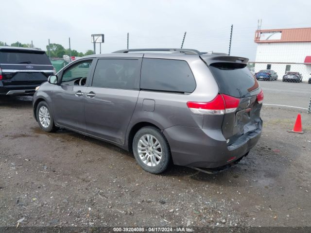 Photo 2 VIN: 5TDYK3DC0BS006724 - TOYOTA SIENNA 