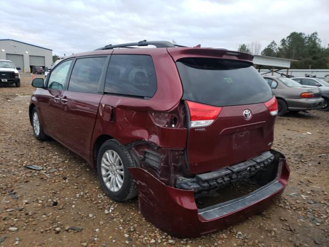 Photo 2 VIN: 5TDYK3DC0BS046155 - TOYOTA SIENNA XLE 