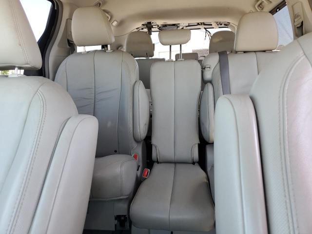 Photo 9 VIN: 5TDYK3DC0BS051372 - TOYOTA SIENNA XLE 