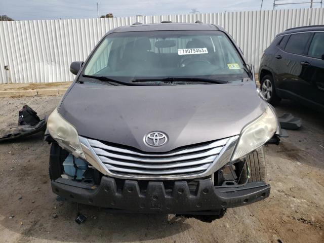 Photo 4 VIN: 5TDYK3DC0BS062968 - TOYOTA ALL MODELS 