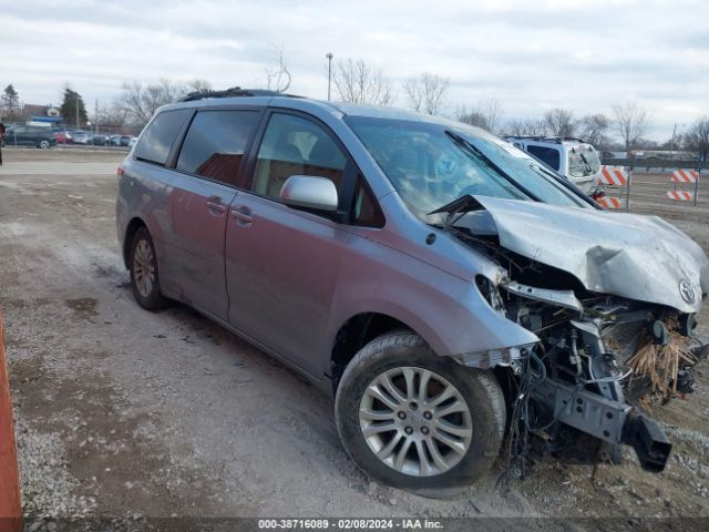 Photo 0 VIN: 5TDYK3DC0BS073596 - TOYOTA SIENNA 