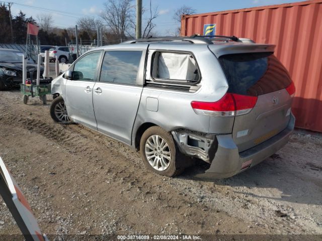 Photo 2 VIN: 5TDYK3DC0BS073596 - TOYOTA SIENNA 