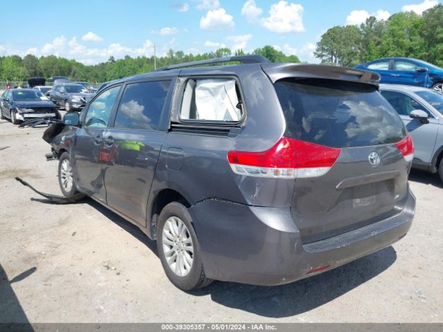 Photo 2 VIN: 5TDYK3DC0BS078734 - TOYOTA SIENNA 