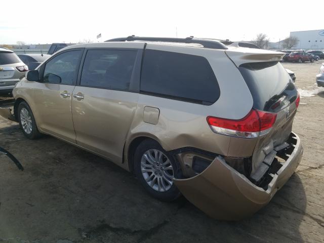 Photo 2 VIN: 5TDYK3DC0BS080144 - TOYOTA SIENNA XLE 