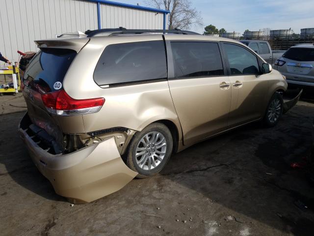 Photo 3 VIN: 5TDYK3DC0BS080144 - TOYOTA SIENNA XLE 