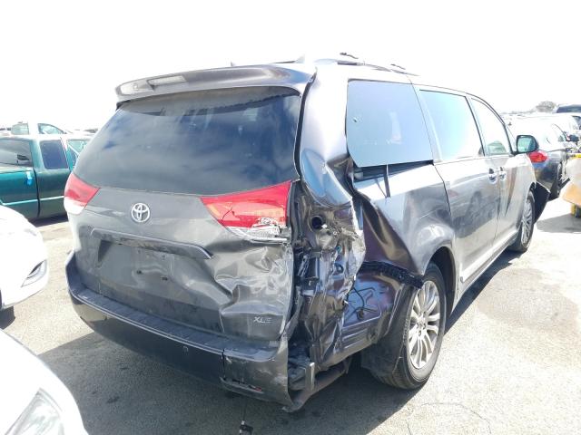 Photo 3 VIN: 5TDYK3DC0BS088695 - TOYOTA SIENNA XLE 