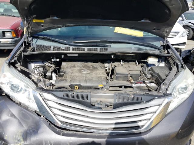 Photo 6 VIN: 5TDYK3DC0BS088695 - TOYOTA SIENNA XLE 