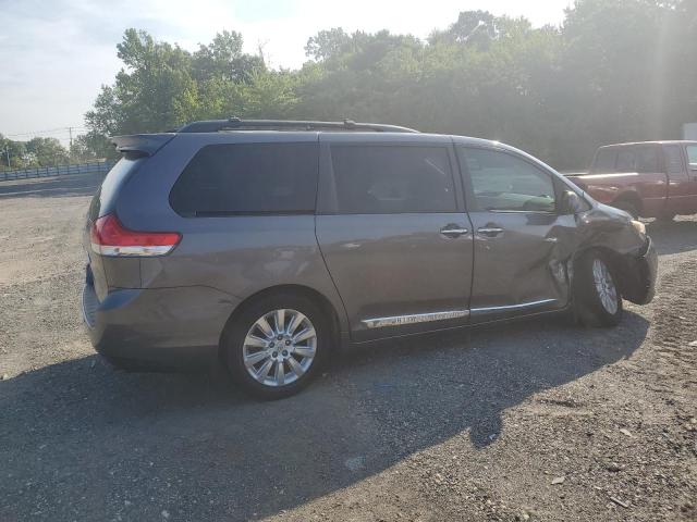 Photo 2 VIN: 5TDYK3DC0BS091208 - TOYOTA SIENNA XLE 