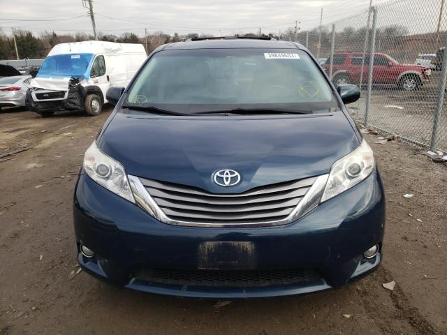 Photo 4 VIN: 5TDYK3DC0BS101901 - TOYOTA SIENNA XLE 