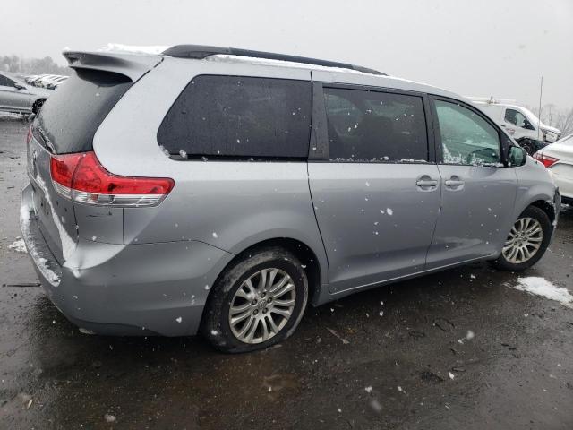 Photo 2 VIN: 5TDYK3DC0BS107116 - TOYOTA SIENNA 