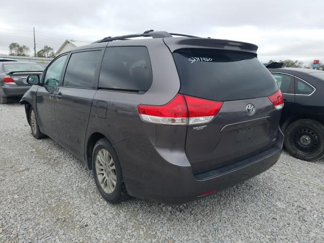 Photo 2 VIN: 5TDYK3DC0BS128659 - TOYOTA SIENNA XLE 