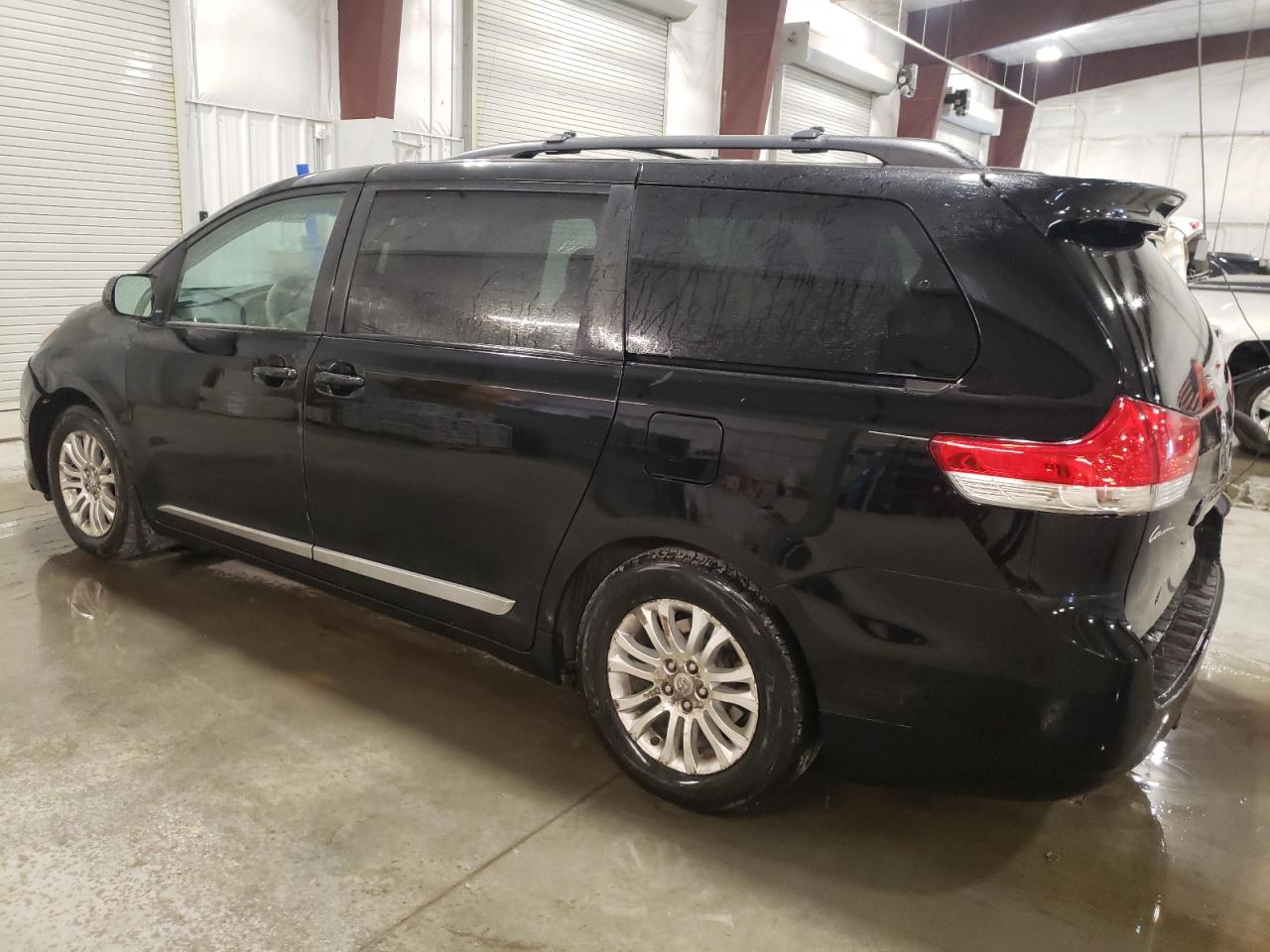 Photo 1 VIN: 5TDYK3DC0BS134218 - TOYOTA SIENNA 