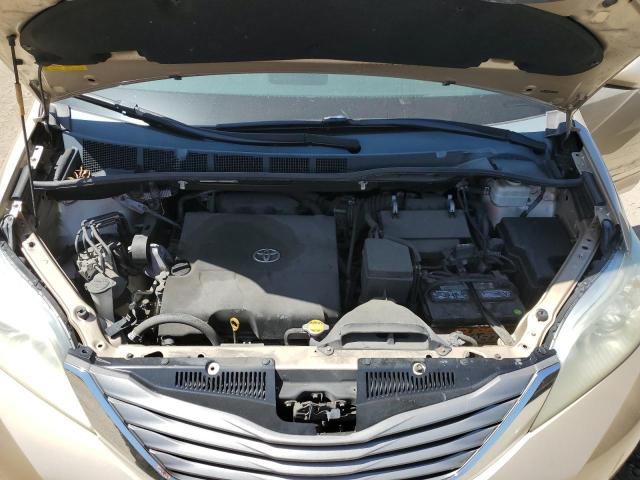 Photo 10 VIN: 5TDYK3DC0BS135692 - TOYOTA SIENNA XLE 