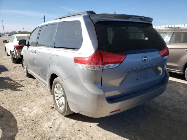 Photo 2 VIN: 5TDYK3DC0BS145316 - TOYOTA SIENNA XLE 