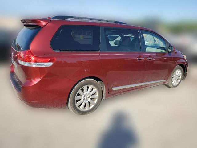 Photo 2 VIN: 5TDYK3DC0BS155554 - TOYOTA SIENNA XLE 