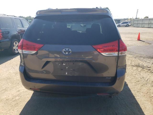 Photo 5 VIN: 5TDYK3DC0BS162858 - TOYOTA SIENNA XLE 