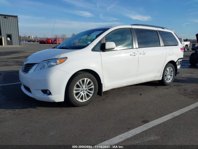 Photo 1 VIN: 5TDYK3DC0BS167431 - TOYOTA SIENNA 