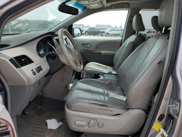 Photo 6 VIN: 5TDYK3DC0CS176373 - TOYOTA SIENNA XLE 