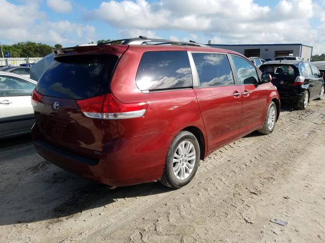 Photo 3 VIN: 5TDYK3DC0CS185235 - TOYOTA SIENNA XLE 