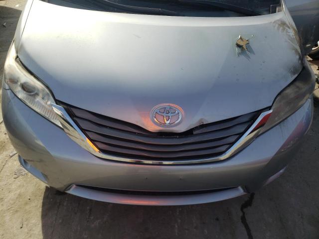 Photo 6 VIN: 5TDYK3DC0CS209856 - TOYOTA SIENNA XLE 