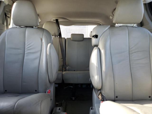 Photo 9 VIN: 5TDYK3DC0CS223093 - TOYOTA SIENNA XLE 