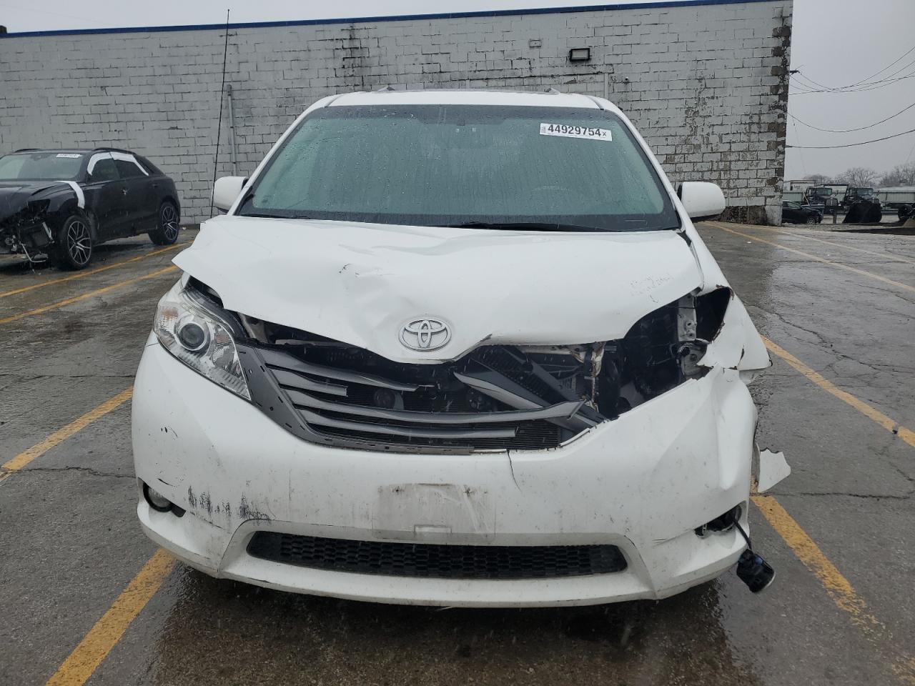 Photo 5 VIN: 5TDYK3DC0CS238600 - TOYOTA SIENNA 